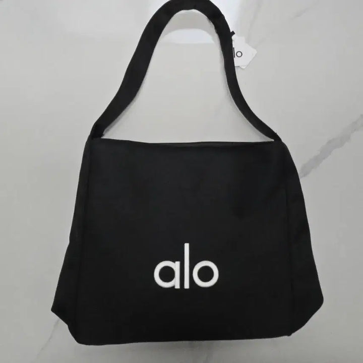 [BUNJANG] Alo Black Shoulder Bag / alo 블랙 숄더백 새상품