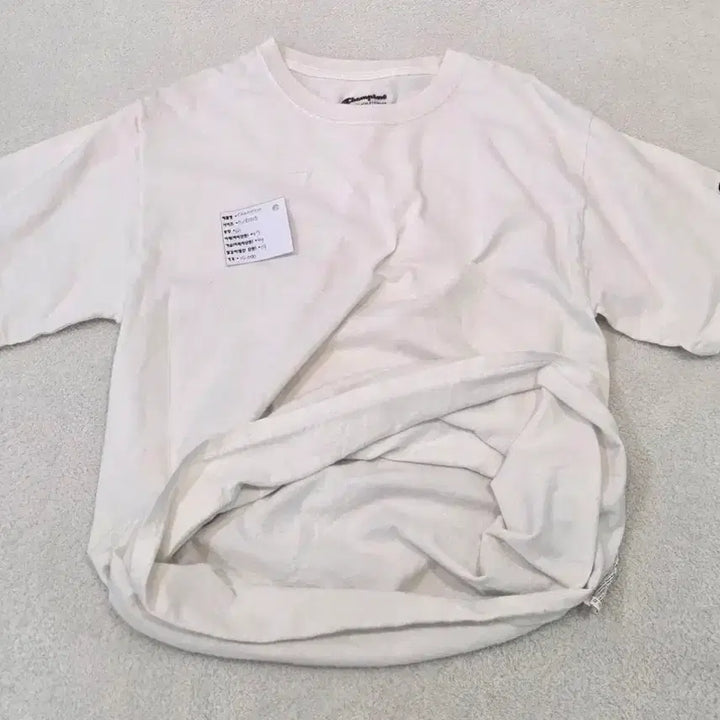 [BUNJANG] Champion White Short-Sleeve T-Shirt / Champion [챔피온] 반팔티