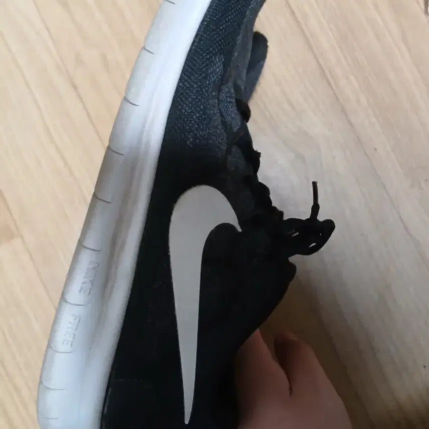 [BUNJANG] Nike Black Sneakers 275 / 나이키 검정 운동화 275