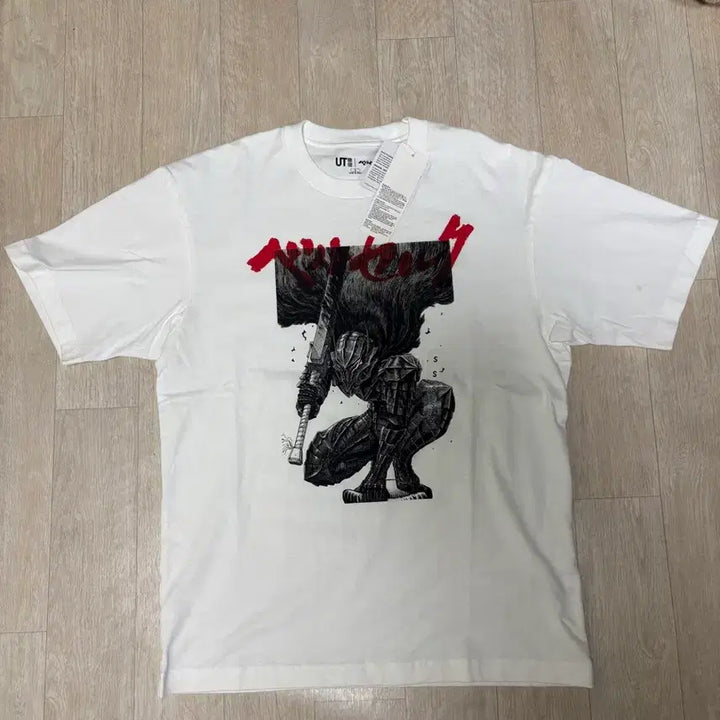 [SOLD OUT] 유니클로 베르세르크 반팔 s (새상품)