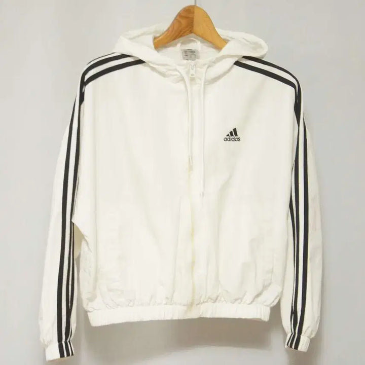 [BUNJANG] Adidas White Windbreaker Hooded Jumper Women&