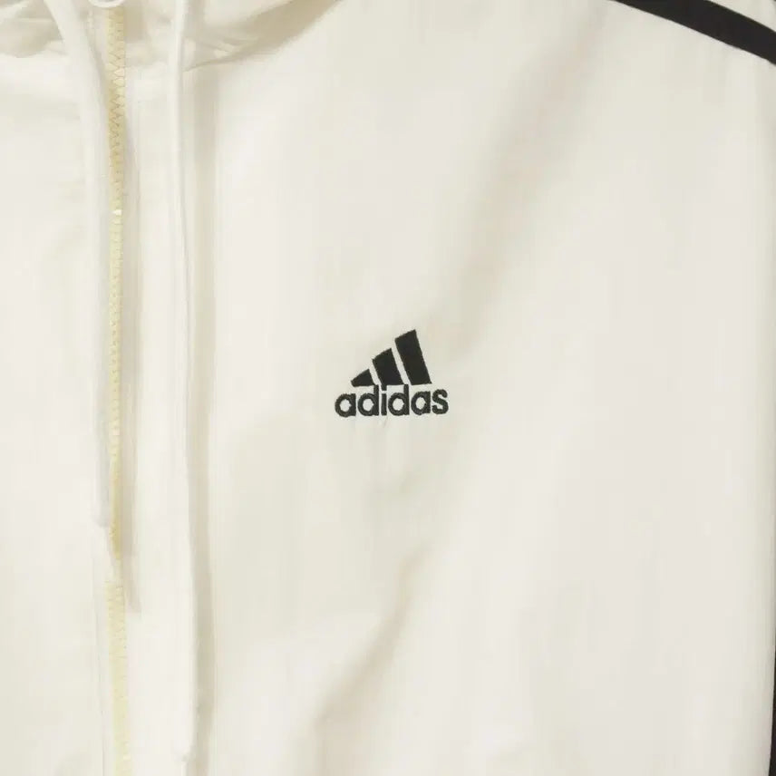 [BUNJANG] Adidas White Windbreaker Hooded Jumper Women&