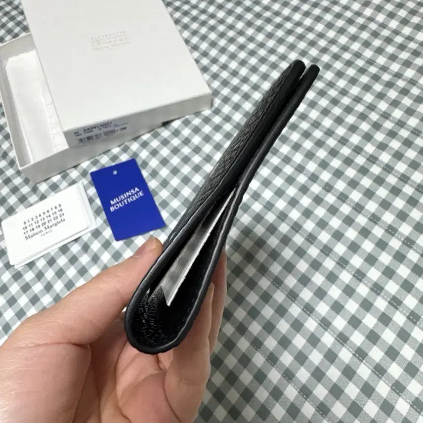 [SOLD OUT] 메종마르지엘라 여권 지갑