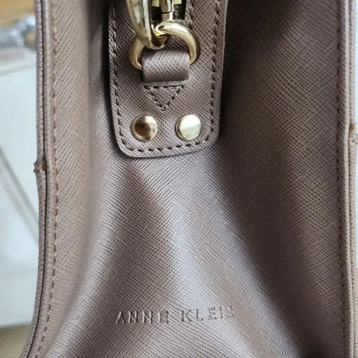 [BUNJANG] Anne Klein Saffiano Leather Crossbody Tote Bag / 앤클라인  사피아노 크로스백 토트백
