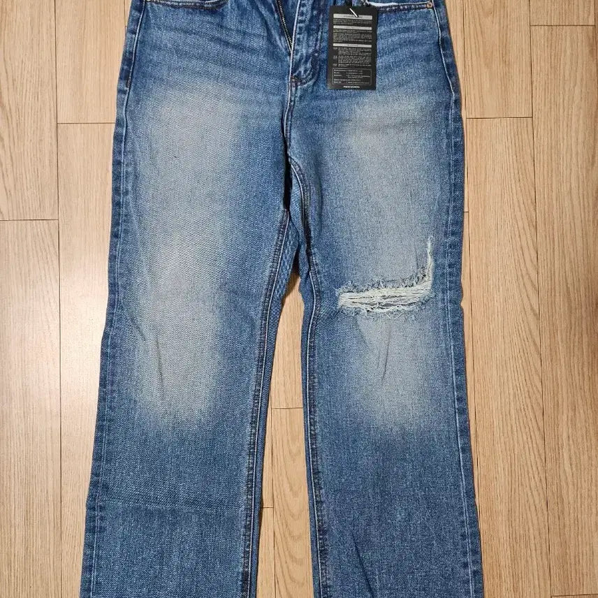 [BUNJANG] Peace Maker Scotch Blue Semi Wide Washing Jean Denim / [30] 피스워커 스카치 블루 세미 와이드 워싱 진 데님 찢청