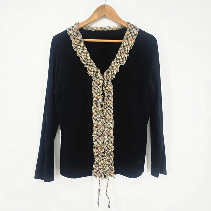 [BUNJANG] DAKS LONDON Ruffle Cardigan / DAKS LONDON 프릴 가디건입니다