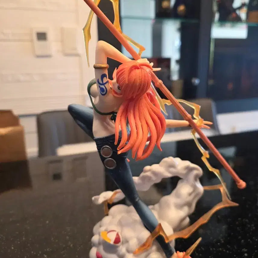 [BUNJANG] One Piece Nami Figure / 원피스 나미 피규어