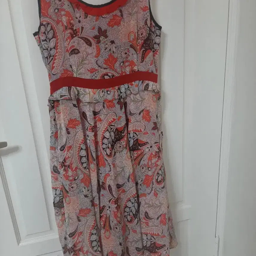 [BUNJANG] Paisley Pattern Sleeveless Long Dress / 페이즐리 패턴 민소매 롱 원피스(55)