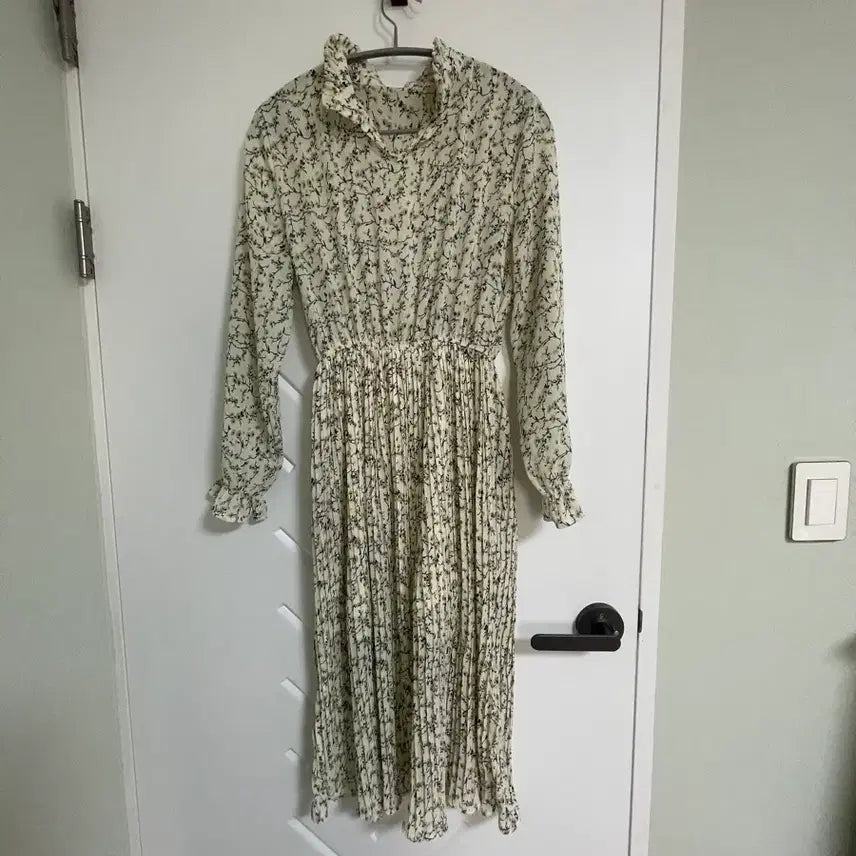 [BUNJANG] Boo Roo &amp; Judy Flower Print Dress / 부루앤주디 플라워 프린트 원피스