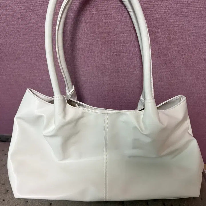 [BUNJANG] Daily Leather Shoulder Bag with iPad Storage / 데일리 가죽 숄더백 아이패드 수납 가방