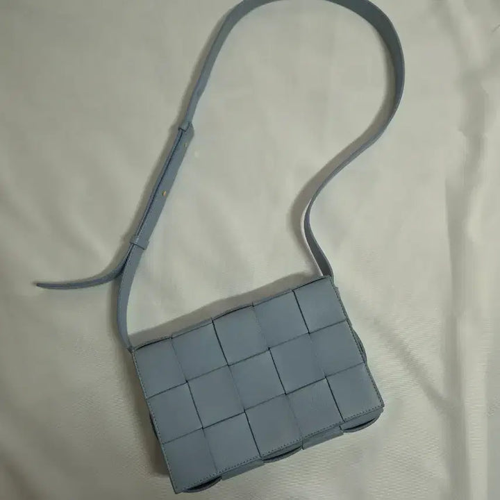 [BUNJANG] Bottega Veneta Cassette Camera Bag / 보테가 베네타 카메라백