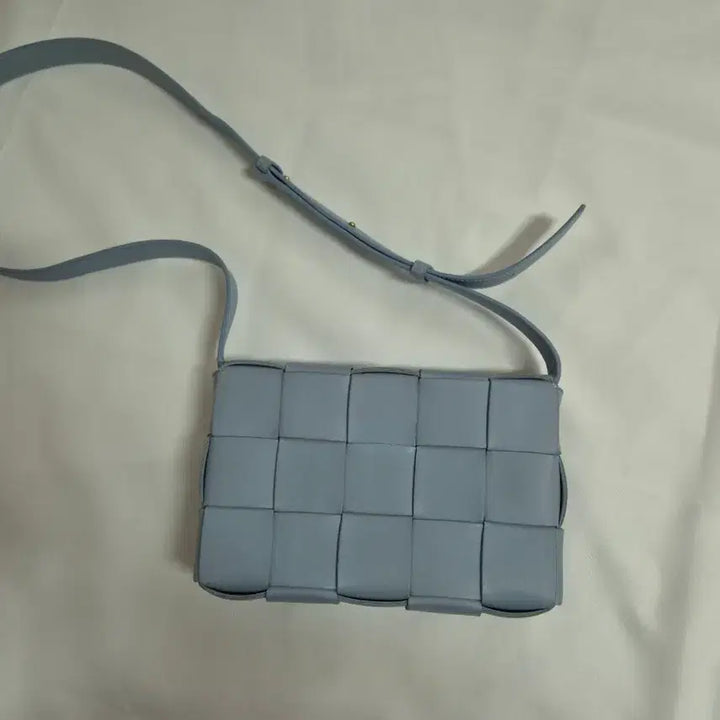 [BUNJANG] Bottega Veneta Cassette Camera Bag / 보테가 베네타 카메라백
