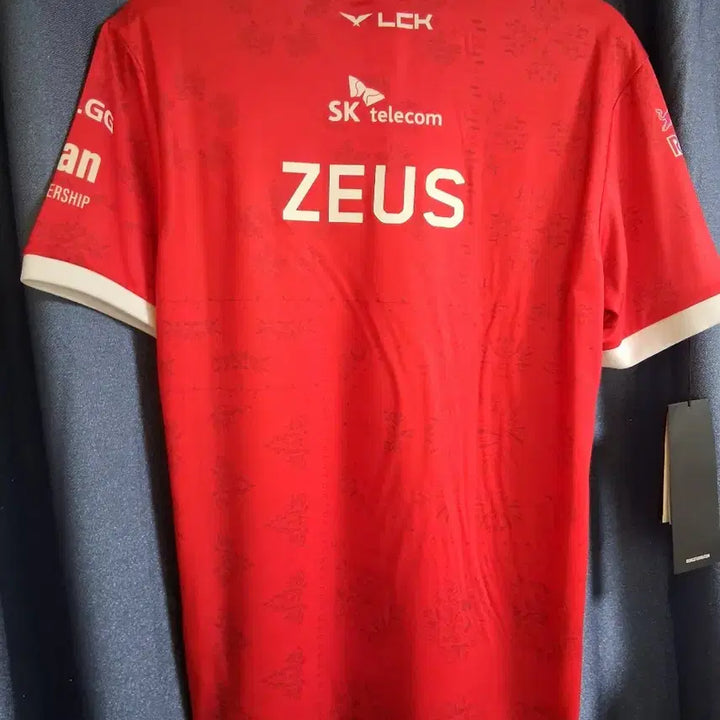 [BUNJANG] T1 2023 Away Zeus Jersey / 2023 T1 어웨이 제우스 유니폼 레드
