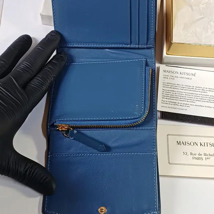 [BUNJANG] Maison Kitsuné Blue Leather Cardholder / (정품풀박스)메종키츠네 블루 레더 카드지갑