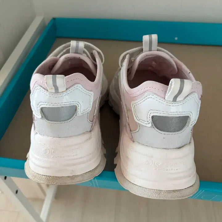 [BUNJANG] Discovery Expedition Pink Hook-and-Loop Sneakers / 디스커버리 핑크 운동화 찍찍이