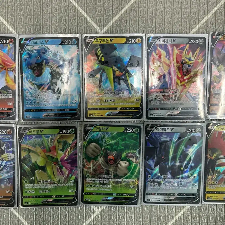 [BUNJANG] Pokemon Card V/VMAX 35 Card Bundle / 포켓몬카드35장(V/VMAX