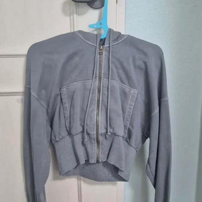 [BUNJANG] ZARA Cropped Hoodie Zip-Up Size S / 자라 크롭 후드 집업 8417/304/807 S사이즈
