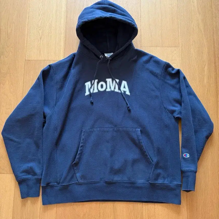 [SOLD OUT] 챔피언 모마(moma) 후디 XL사이즈 급매