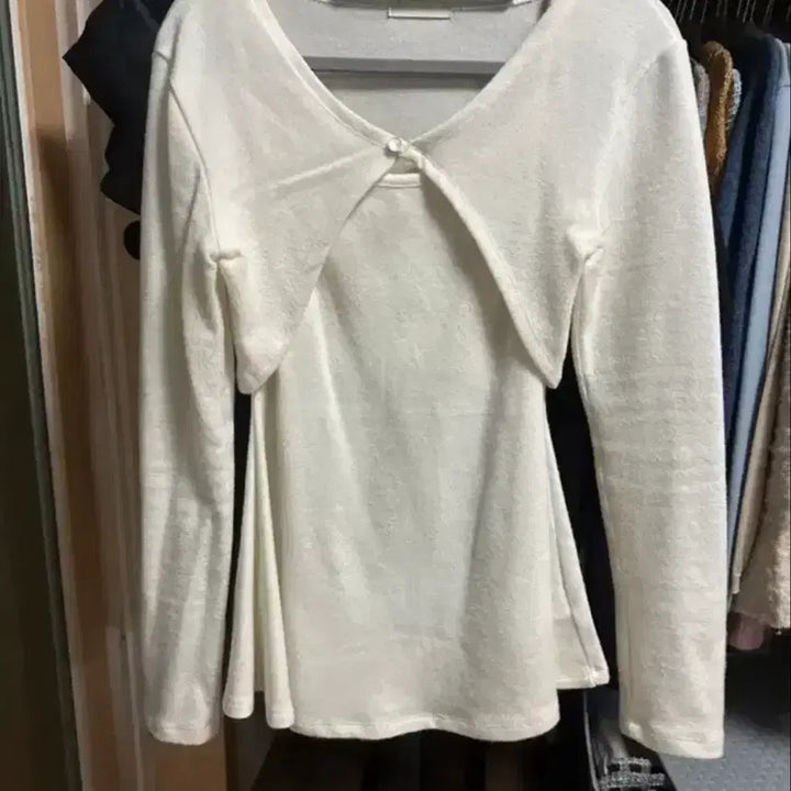 [BUNJANG] Shop of Plain Sleeveless Cardigan Set Ivory / 샵오브 플레인 나시 가디건 세트 아이보리