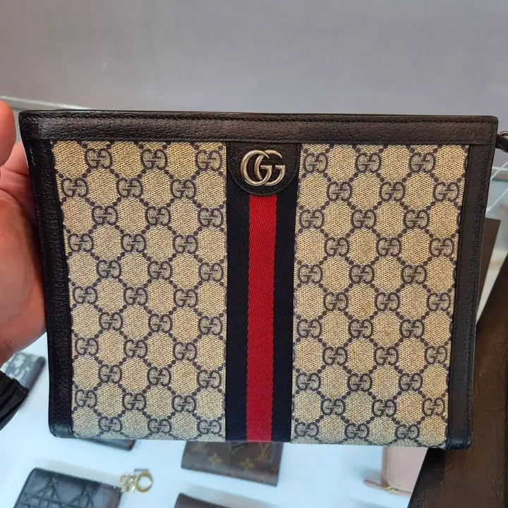 [BUNJANG] Gucci GG Supreme Clutch Bag / 구찌 GG 수프림 클러치 백