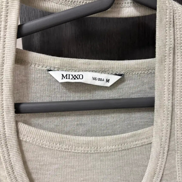 [BUNJANG] MIXXO Halterneck Layered Long Sleeve T-Shirt / 미쏘 홀터넥 레이어드 긴팔 티셔츠 M