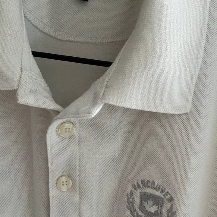 [BUNJANG] Montreale White Collar T-Shirt L / 몬뜨레아 화이트 카라티 L