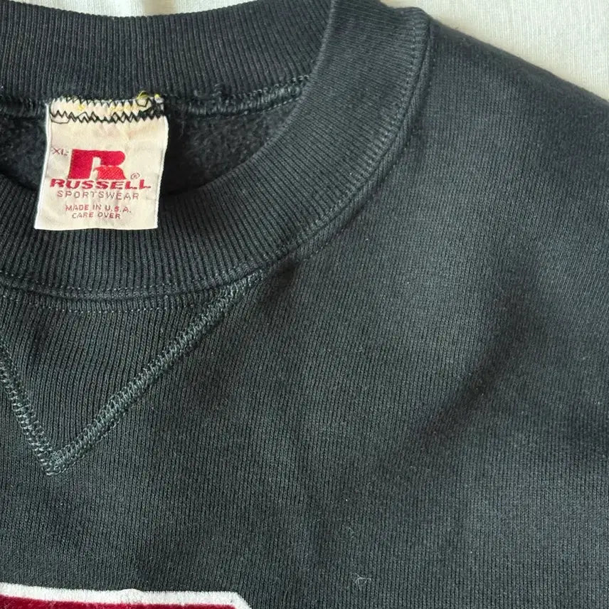 [BUNJANG] 70s Russell Athletic Black Sweatshirt XL / 70s 러셀 Black 스웻셔츠 XL