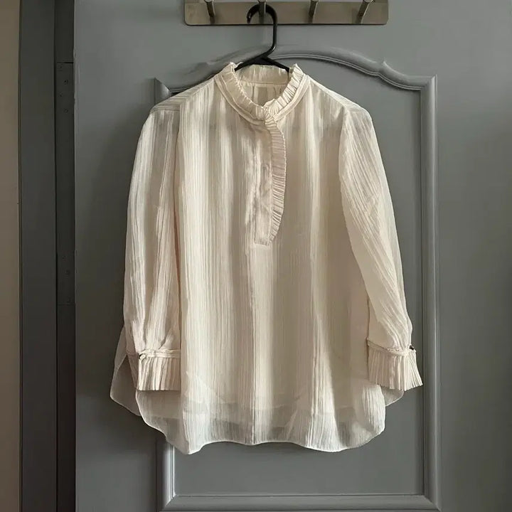 [BUNJANG] Mine Silk Frill Pleats Blouse / 마인 실크 프릴 플리츠 블라우스 호칭82-94-160사이즈