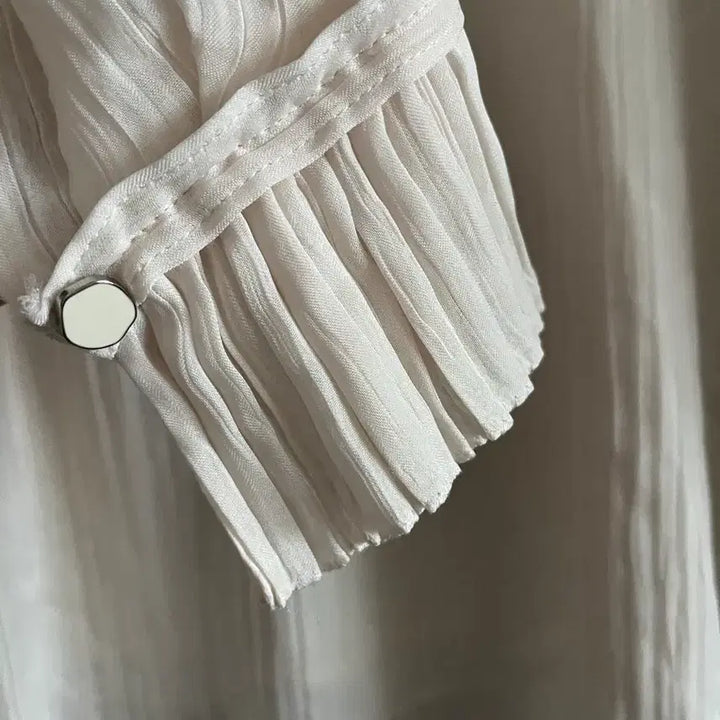 [BUNJANG] Mine Silk Frill Pleats Blouse / 마인 실크 프릴 플리츠 블라우스 호칭82-94-160사이즈
