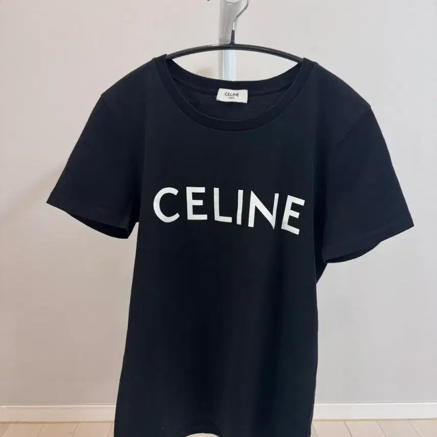 [BUNJANG] Celine Logo Short Sleeve T-Shirt - Size XS / 정품 A급 xs 셀린느 로고 반팔