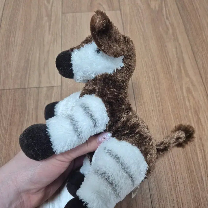 [BUNJANG] Okapi Plush Doll / 오가피 인형