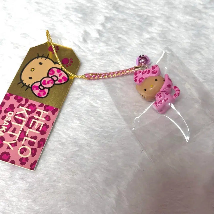 [BUNJANG] Sanrio Kitty Tanning Kitty Pink Leopard Strap Charm / 오사카 한정 키티 스트랩 핑크 호피 태닝키티 산리오 키링 인형