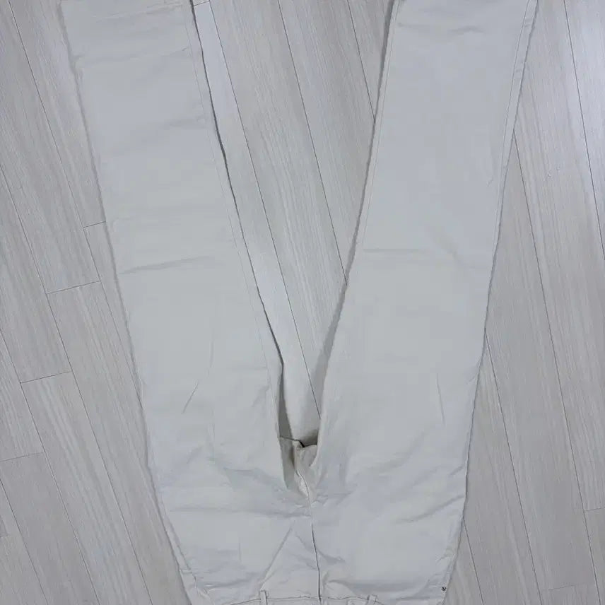 [BUNJANG] RISE AND BELOW 248 Chino Pants Ivory Size 33 / 라이즈앤빌로우 248 치노팬츠 아이보리 33사이즈