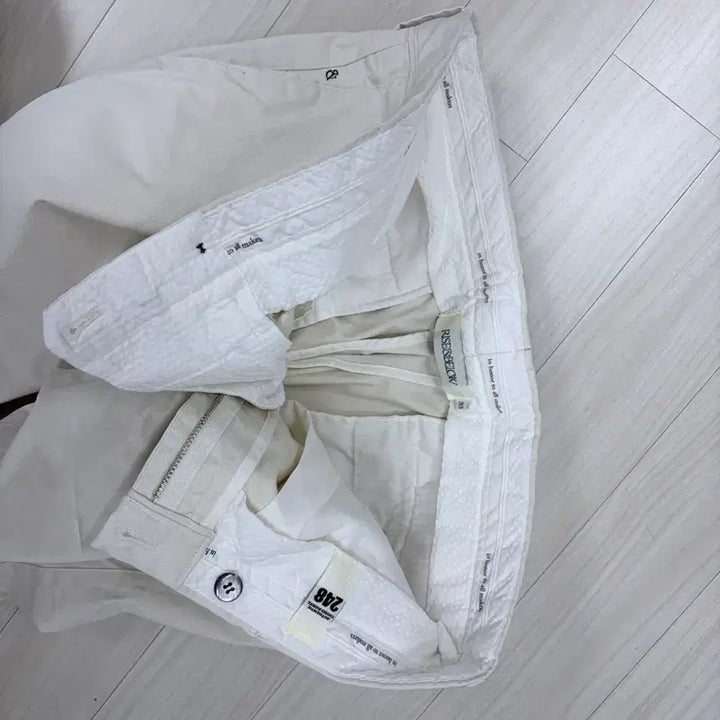 [BUNJANG] RISE AND BELOW 248 Chino Pants Ivory Size 33 / 라이즈앤빌로우 248 치노팬츠 아이보리 33사이즈