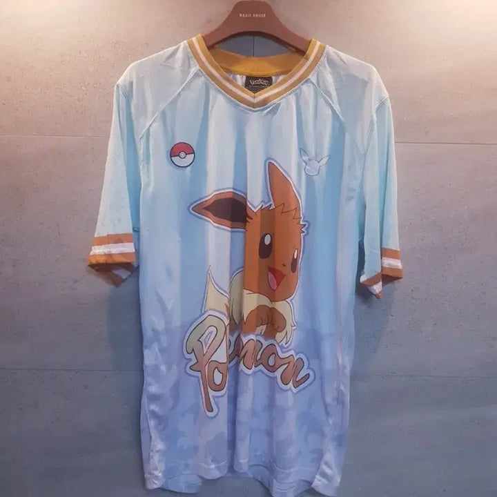 [BUNJANG] Pokemon Eevee Short Sleeve T-Shirt / 포켓몬 정품 굿즈. 이브이. 반팔 티셔츠.