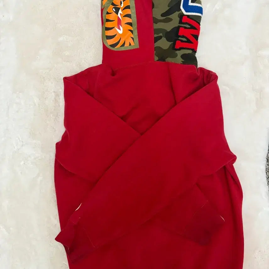 [BUNJANG] BAPE Red Camo Shark Full Zip Hoodie 2XL / 베이프 적계&amp;카모 2XL 판매합니다.