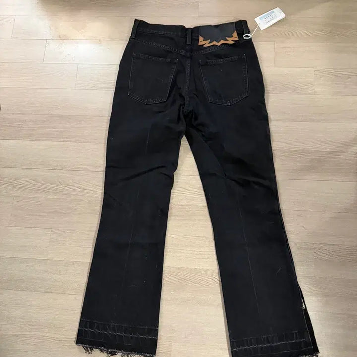 [BUNJANG] TOGA VIRILIS Zipper Black Jeans / 토가 비릴리스 지퍼 블랙진