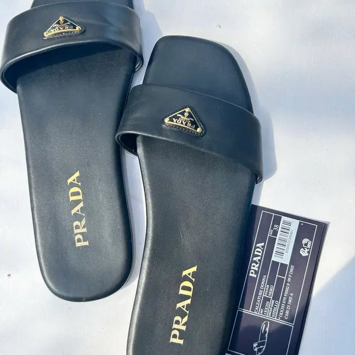 [BUNJANG] Prada Black Leather Slide Slippers Size 38 / 프라다 블랙 가죽 슬라이드 슬리퍼 38