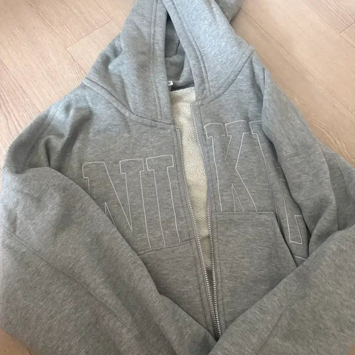 [BUNJANG] Nike Big Logo Cropped Hoodie Zip-Up / 나이키 빅로고 크롭 후드집업