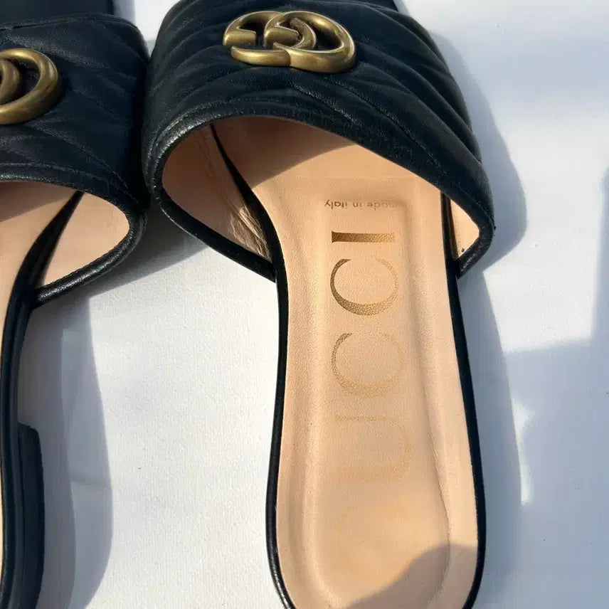 [BUNJANG] Gucci Marmont Black Leather Slippers Size 37 / 구찌 마몬트 블랙 레더 슬리퍼 37