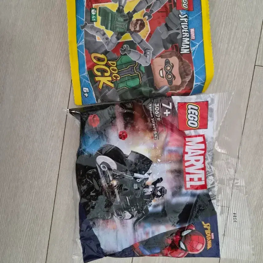 [BUNJANG] LEGO Spider-Man Doctor Octopus &amp; Venom Street Bike Set / 레고 스파이더맨 닥터 옥토퍼스 + 베놈 스트리트 바이크