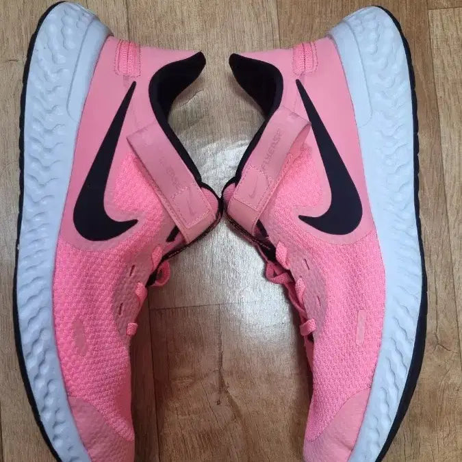 [BUNJANG] Nike Running Shoes (Size 255) / 나이키 런닝화 255 팝니다.