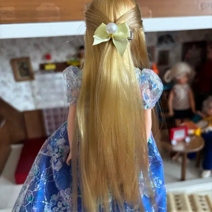 [BUNJANG] Mimi World Long Haired Mimi Doll / 미미월드 긴생머리 미미