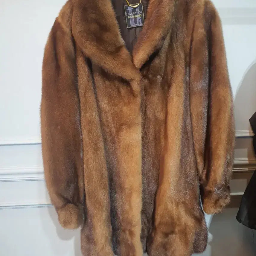 [BUNJANG] Samsung Mopy Brown Mink Coat / 삼성모피 브라운 컬러 밍크 코트