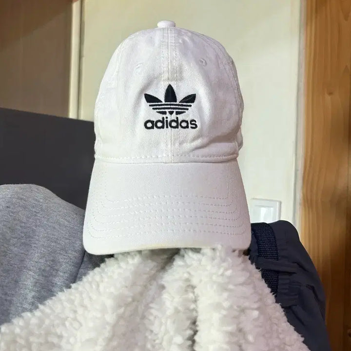 [BUNJANG] Adidas White Ball Cap / 아디다스 화이트 볼캡