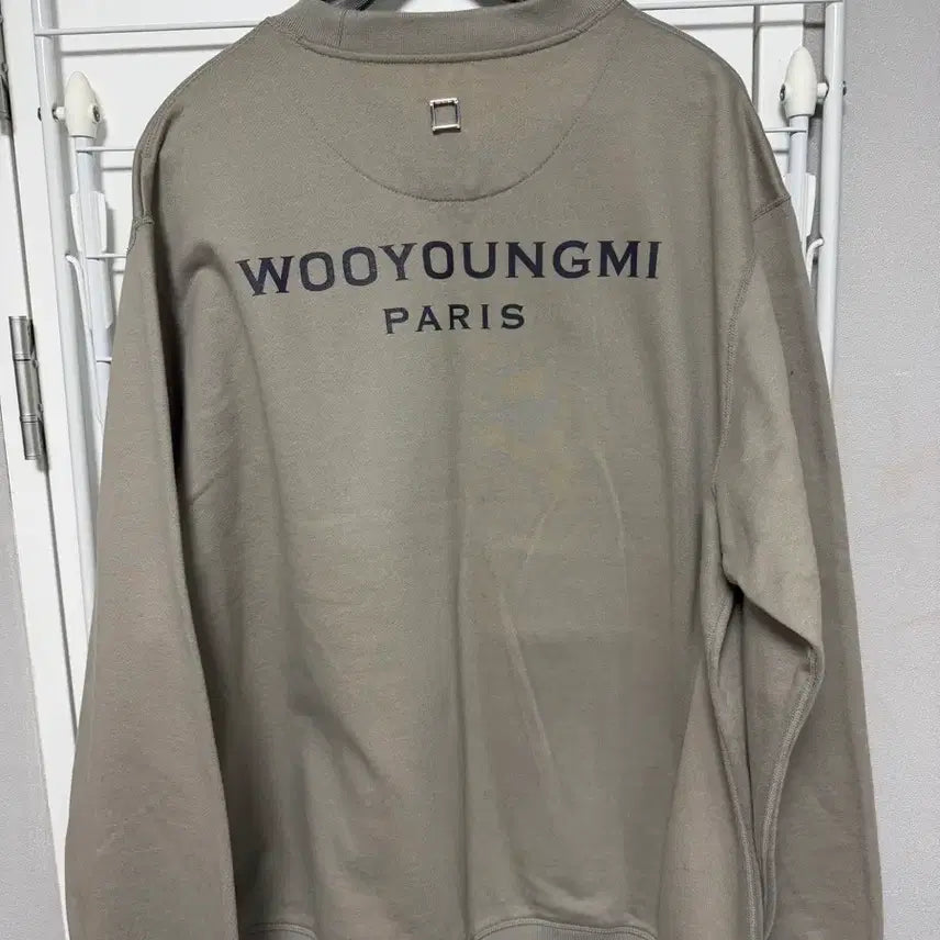 [BUNJANG] Wooyoungmi Back Logo Sweatshirt Grey W231TS27726G / [48] 우영미 백로고 맨투맨 그레이 W231TS27726G