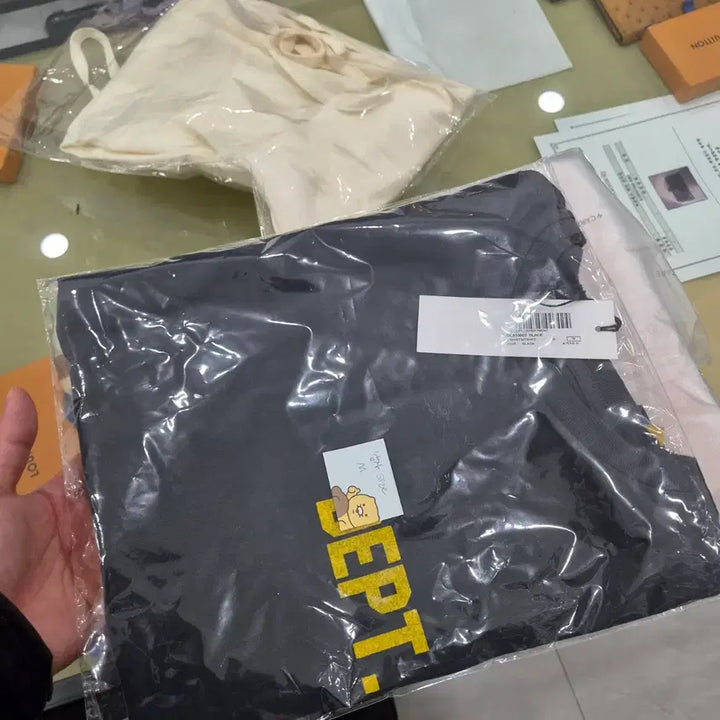 [BUNJANG] Gallery Department Student Coach T-Shirt / 갤러리 디파트멐트 스튜던트 코치 티셔츠