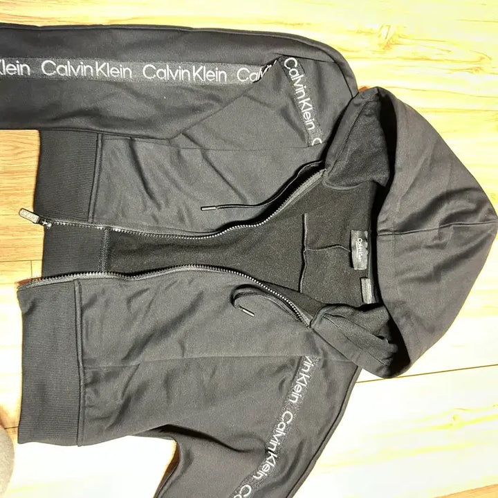 [BUNJANG] Calvin Klein Black Logo Training Set / 캘빈클라인 블랙 트레이닝복 세트 ck 세트