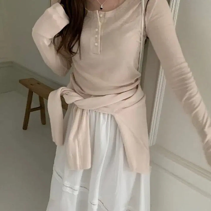 [BUNJANG] Pretty Young Thing Cropped Button T-Shirt Peach / 프리티영띵 크롭 버튼 티셔츠 피치