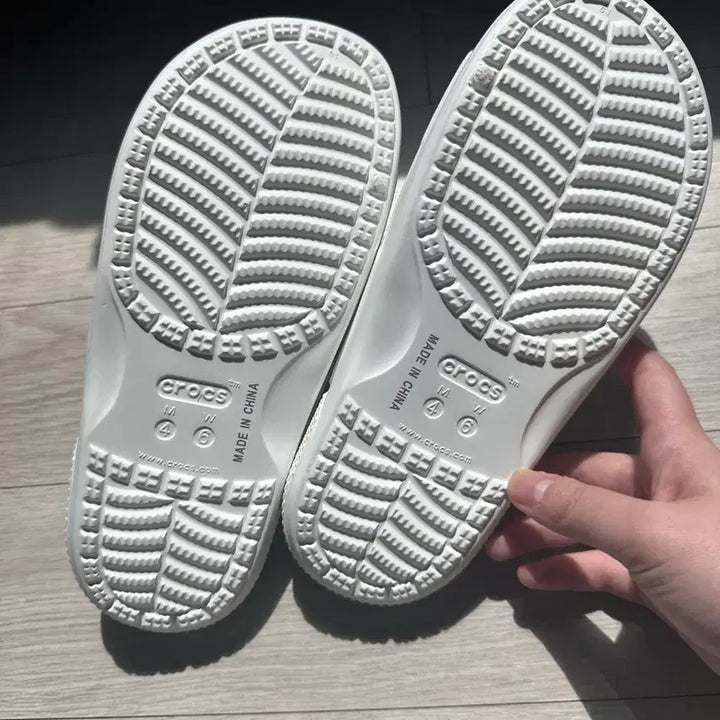 [BUNJANG] Crocs White Sandals Slippers / 크록스 화이트 샌들 슬리퍼 판매해요